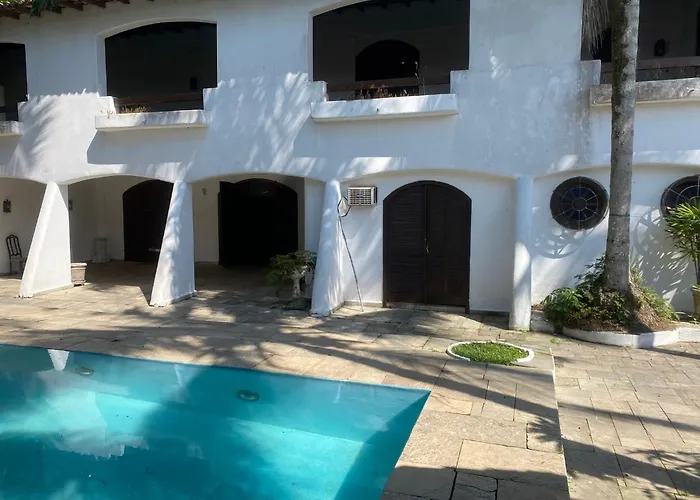 Casarao No Guaruja Com Piscina